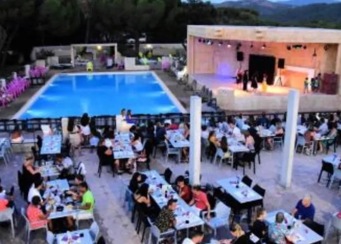 Camping les Cigales - Mobil-home 4/6 personnes