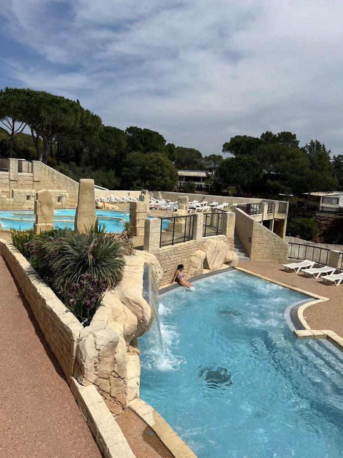 Camping Les Cigales - Mobil-home 4/6 Personnes Le Muy